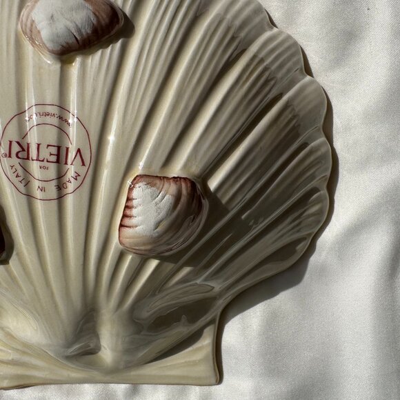 EUC, VIETRI Italy Triton Seashell Shape Bowl Dish, Ceramic, Cream & Sand, 7 in. - Picture 6 of 8
